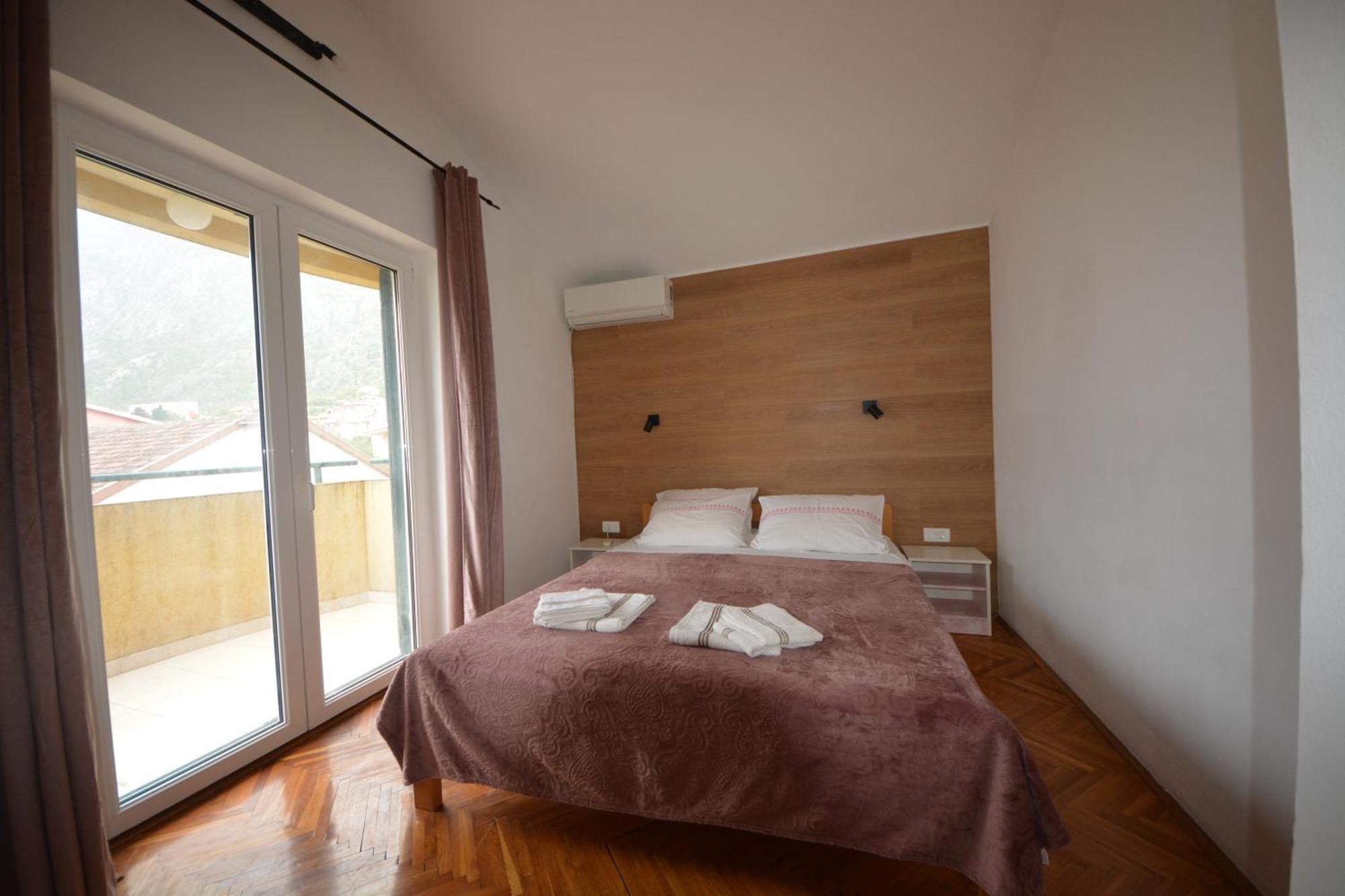Apartman Milosevic Kotor Luaran gambar